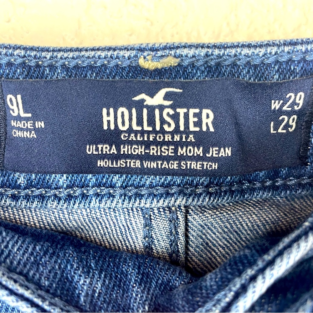 Hollister Mom Jeans